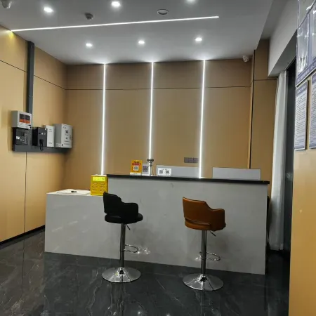 Chenzi Hotel (Baoshan Passenger Station Branch)