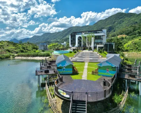 Manlu · Banmeng Vacation Apartment Hotels in Yangxin