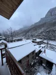 Shuimofang Guesthouse - Mountain view
