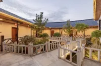 Liantai Xiaozhu Homestay (Lushan Scenic Area Donglin Buddha)