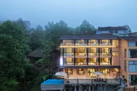 H e'yuJian  Smart  Guesthouse