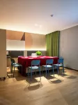 Yuepin Garden Hotel (Maoming Wanda Plaza)