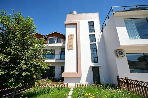 Xishanyao · Stay Grassland Vacation Boutique Stay (Nalati Scenic Area) - Inns