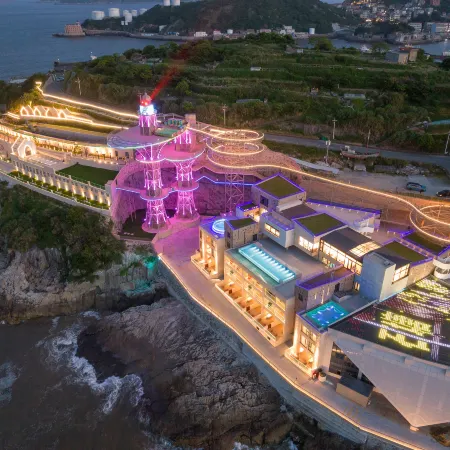 Wenling Shitang Mountain and Sea Retreat Wenquan Vacation Apartment (Jinshatan)