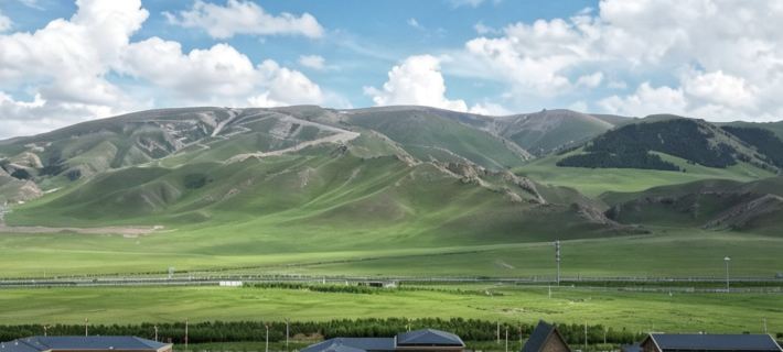 Baolige Hotel (Sayram Lake) Hotel di Bole