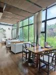 Linxia Qingfeng Homestay - parking