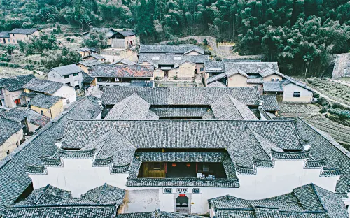 Mingkeli Culture Hostel