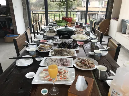 Fuding Tinghaiyu Station B&B Отели рядом с достопримечательностью «Dayushan Island»