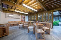 Mr. Xu · Xihe Yard · Retro Aesthetic View Guesthouse Old Town of Lijiang Branch - พร้อมอาหารเช้า