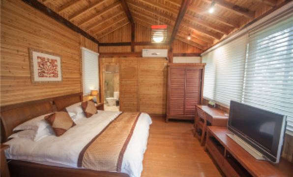 Ninghai Forest Hot Spring Resort