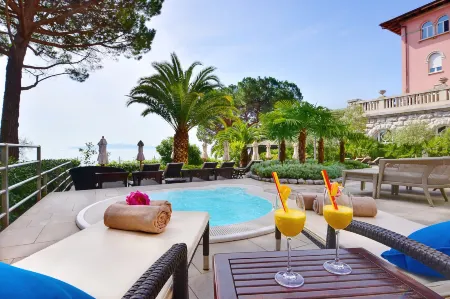 Amadria Park Hotel Milenij Отели рядом с достопримечательностью «Volosko»