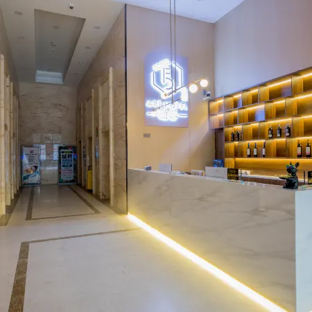 Yueyang Baifei Art Hotel (Yueyanglou Pedestrian Street)