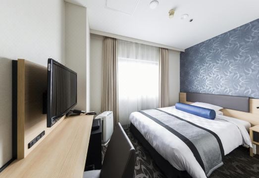 신 오사카 에사카 도큐 레이 호텔