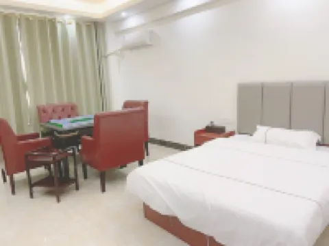 Ledong Jinyiyuan Business Hotel