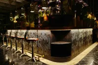 Sesame blossom Seaview Art Hotel (Dali double corridor)