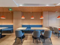 Holiday Inn Express YANGQUAN CITY CENTER by IHG Ξενοδοχεία στην πόλη Γιανγκκάν