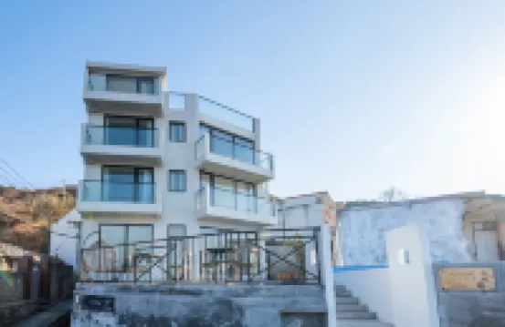 A fish Guesthouse Hotels near Heshangtao Scenic Spot