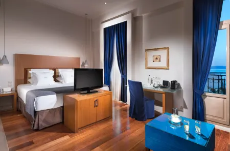 Gdm Megaron, Historical Monument Hotel