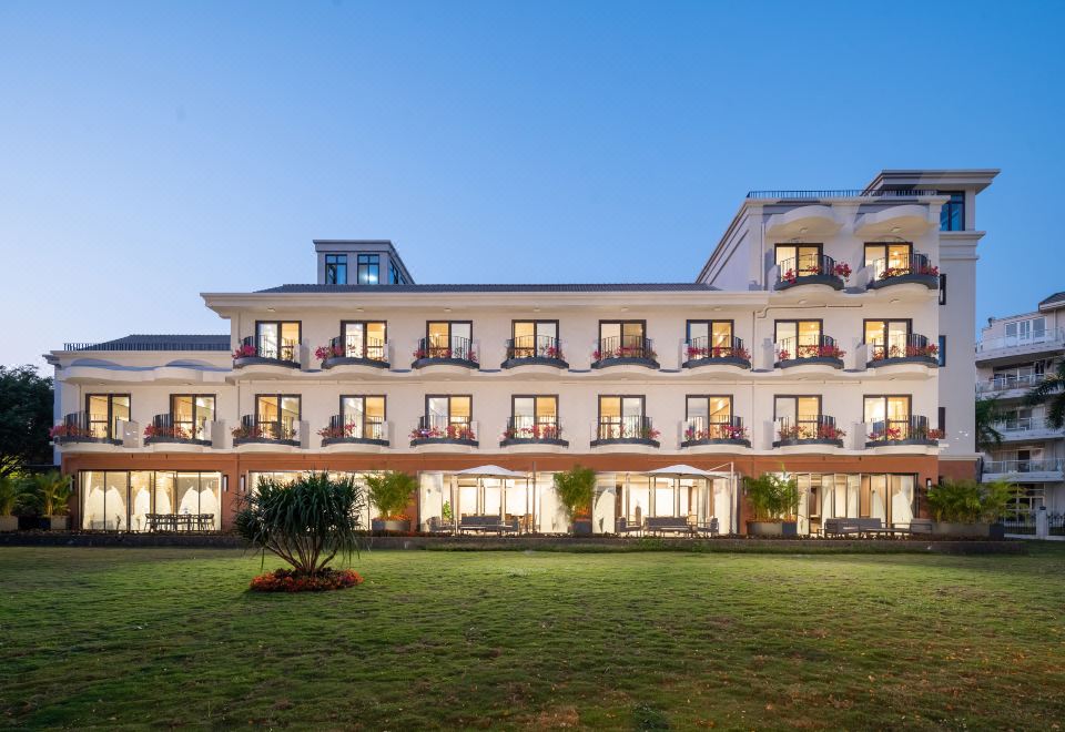 hotel overview picture