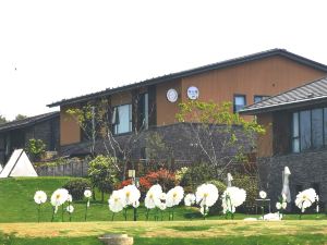 Banshanju Residents' lodging in Tianmu Lake