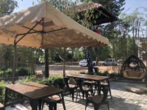 西安諾言雲澗民宿 雙龍戲珠紋太平缸附近的飯店