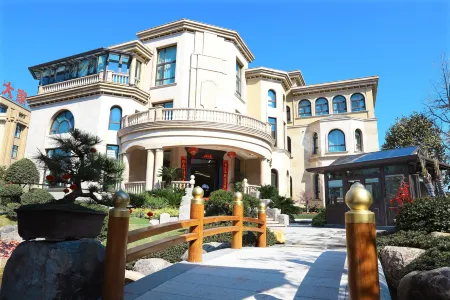 Floral  Lux Hotel·Dongyang jiuqilu hotel Отели рядом с достопримечательностью «Palace of Ming and Qing Dynasties Scenic Area»