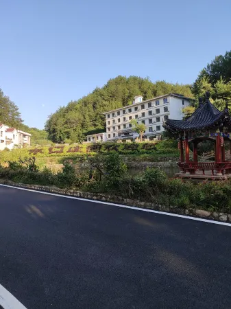 Luotian Shuikou Manor Отели рядом с достопримечательностью «Qingtaiguan Sceneic Area»