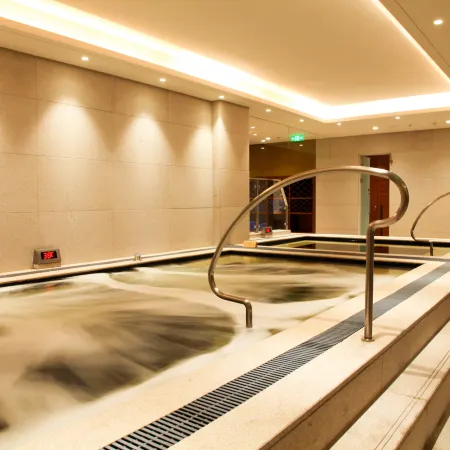 Qingdao Haiyi Sailing Hotel