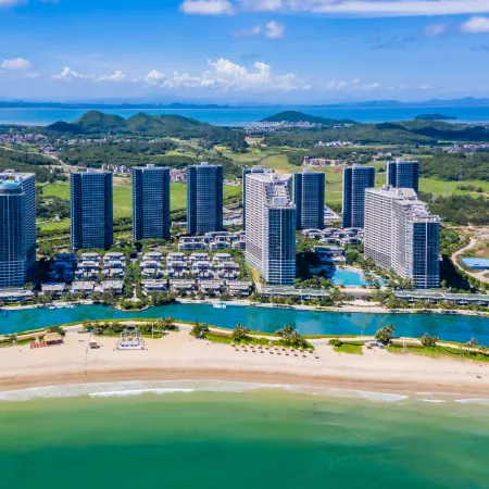 Yangjiang Hongyue Blue Wave Resort Villa (Hailing Island Jiaxi Gold Coast Store)