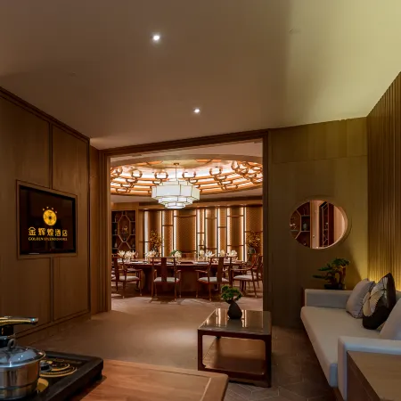 Golden Splendid Hotel