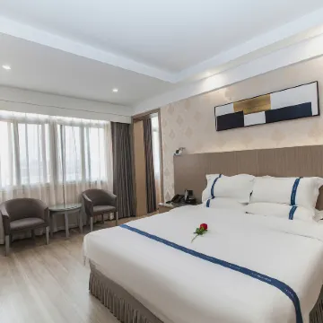 Rezen Boutique Hotel