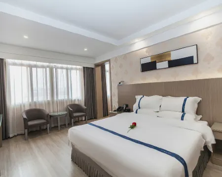 Rezen Boutique Hotel Hotels in Gushi County