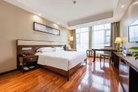 Binhe Grand Hotel (Tianshui High-Speed Railway South Station)