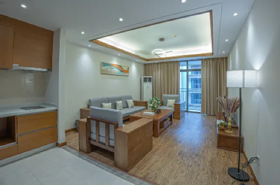 LUXURY LIFE HOTEL Отели рядом с достопримечательностью «Kong Xiangxi Residence of Chongqing»