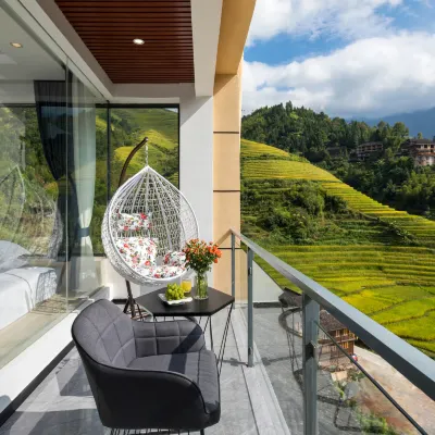 Longsheng Fengyi Hotel (Longji Terraces Jinfoding) Hotels near Golden Buddha Peak View Point