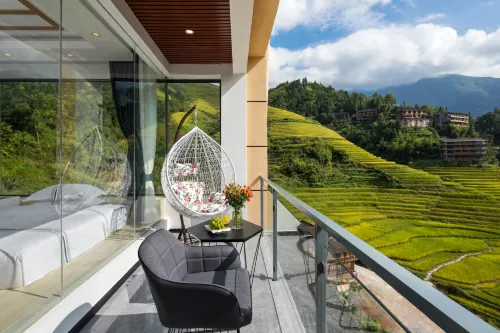 Longsheng Fengyi Hotel (Longji Terraces Jinfoding)
