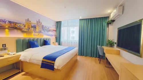 Super 8 Hotel (Lianyungang Darunfa Wanrun Commercial Street)