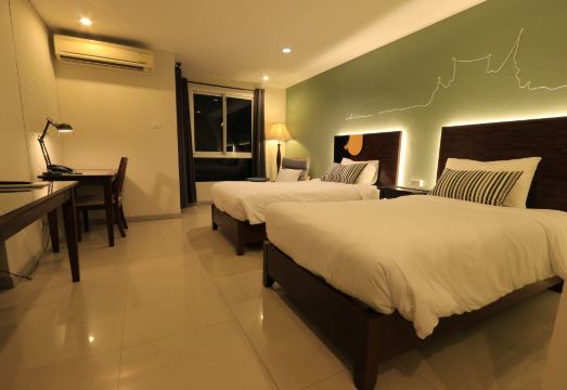 더 로얄 비 아파트호텔