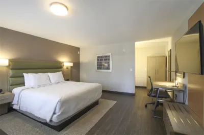 GreenTree Pasadena Hotel di South Pasadena