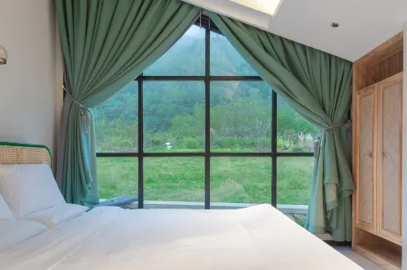 Feidong Huachaoji Flower Courtyard Homestay Отели рядом с достопримечательностью «Liujiafan Ancient Dwellings»