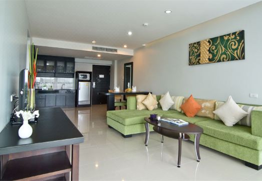 Palmyra Patong Resort Hotel Overview