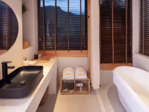 Guyuan Holiday Hostel
