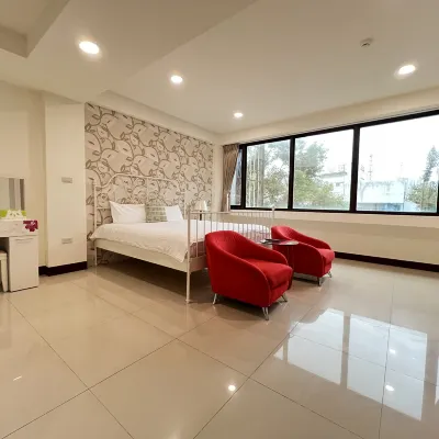 Charming Hostel Hotels near Nanbin Park