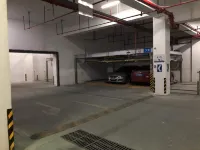Ningbo PRIUS Hotel (Tianyi Square SHOPING) - parking