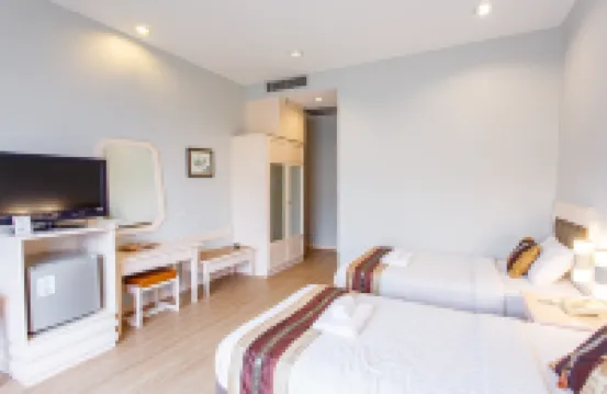 Fa Dragon Hotels near Chang Khlan