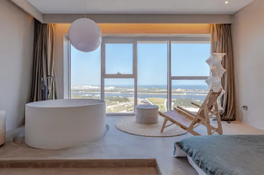 日照裏宿（日照萬平口風景區萬達廣場店）