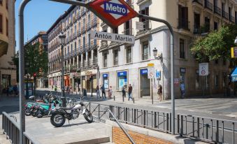 Heart of Madrid III Museums Theatres Sights