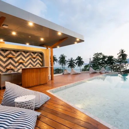 Panwaburi Beachfront Resort