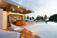Panwaburi Beachfront Resort Hotel di Phuket