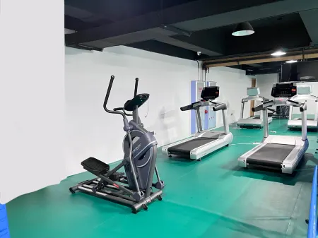 Harbin Rice Business Hotel Отели рядом с достопримечательностью «Heilongjiang Oriental College»